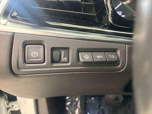 Used 2024 Cadillac XT6 Premium Luxury w/ Technology Package image 27