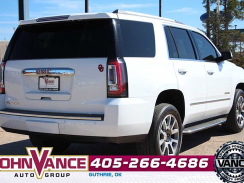 Used 2017 GMC Yukon Denali image 12