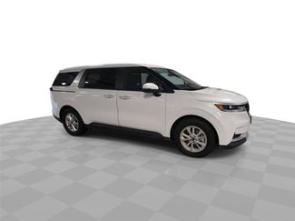 Used 2024 Kia Carnival LX FWD video 1