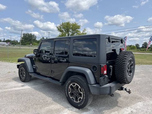 Used 2017 Jeep Wrangler Unlimited Sport w/ Quick Order Package 24S AWD/4WD image 6