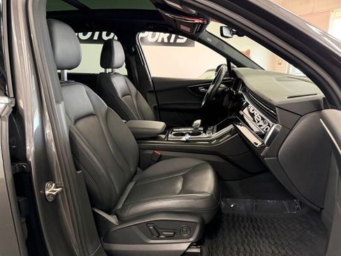 Used 2021 Audi Q7 3.0T Premium Plus w/ Executive Package image 43