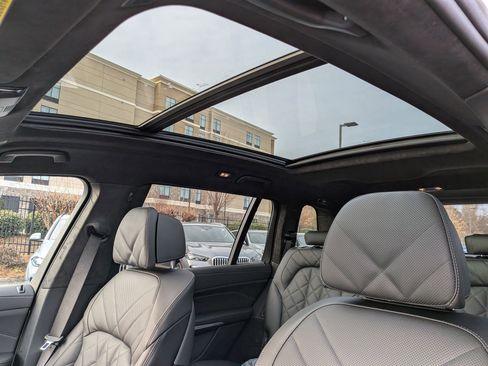 New 2026 BMW X7 xDrive40i w/ M Sport Package image 18