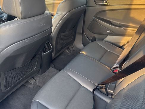 Used 2017 Hyundai Tucson Limited image 6