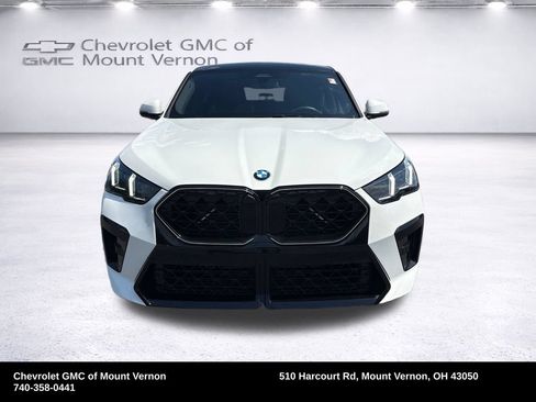 Used 2026 BMW X2 xDrive28i w/ M Sport Package AWD/4WD image 16