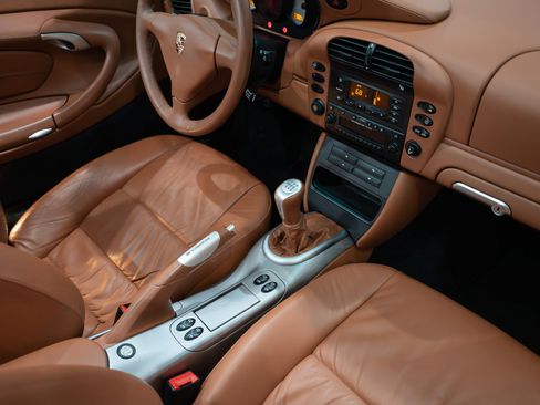 Used 2002 Porsche 911 Cabriolet image 26