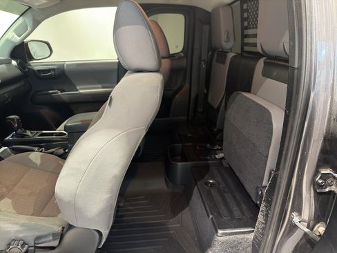 Used 2021 Toyota Tacoma SR w/ SX Package RWD image 16