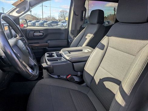 Used 2021 Chevrolet Silverado 1500 RST image 11