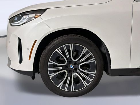 Used 2026 BMW X3 xDrive30i w/ Convenience Package AWD/4WD image 12