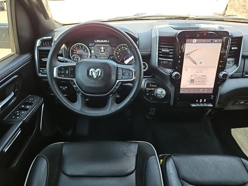 Used 2025 RAM 1500 Laramie image 8