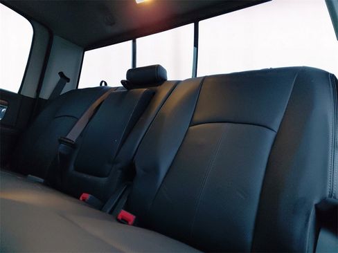 Used 2018 RAM 3500 Laramie image 13