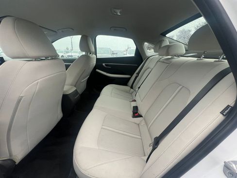Used 2025 Hyundai Sonata SEL FWD image 25