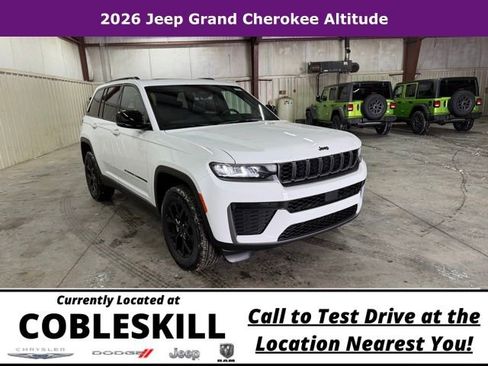 New 2026 Jeep Grand Cherokee Altitude AWD/4WD image 1