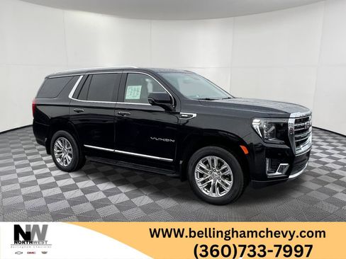 Used 2024 GMC Yukon SLT w/ SLT Luxury Package image 1