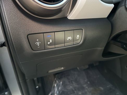 Used 2021 Hyundai Kona SEL Plus image 13