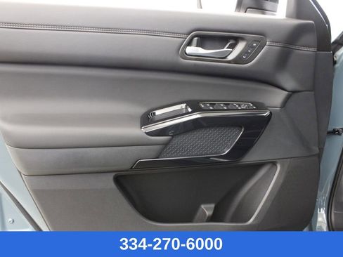 New 2026 Nissan Pathfinder Platinum image 15