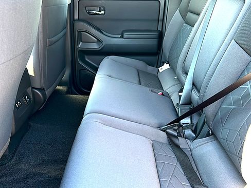 New 2026 Nissan Frontier SV w/ SV Convenience Package image 15