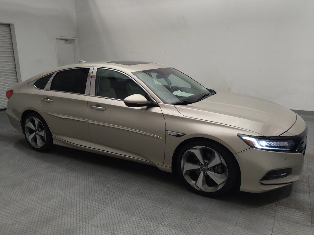 Used 2019 Honda Accord Touring image 11