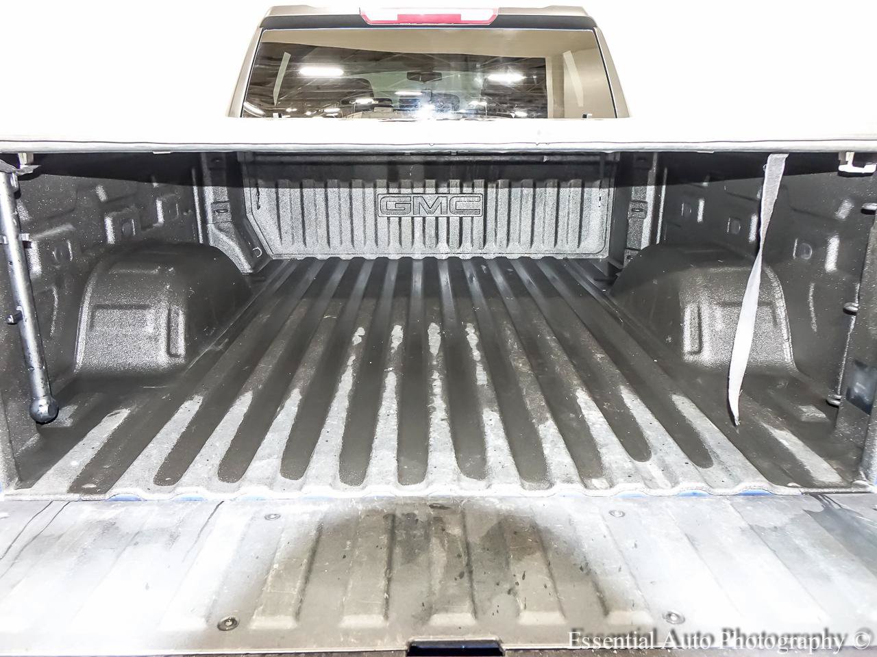 Used 2022 GMC Sierra 1500 Elevation w/ X31 Off-Road Package AWD/4WD image 28