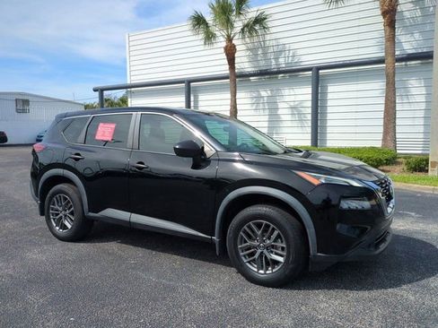 Certified 2021 Nissan Rogue S FWD image 2
