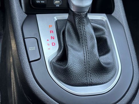 Used 2023 Kia Forte LXS w/ LXS Technology Package FWD image 25
