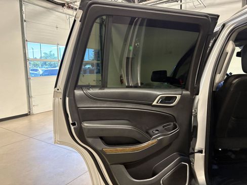 Used 2018 GMC Yukon Denali AWD/4WD image 36