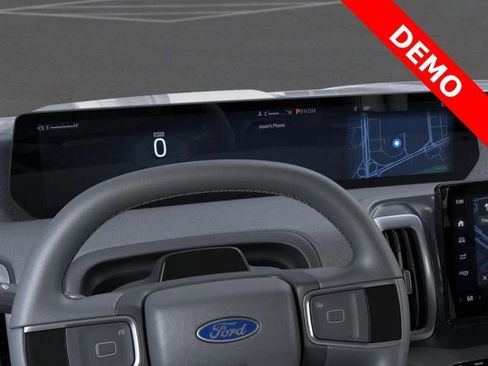 New 2025 Ford Expedition Active image 13