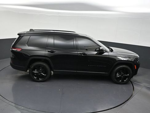 Used 2025 Jeep Grand Cherokee L Limited w/ Luxury Tech Group II RWD image 21