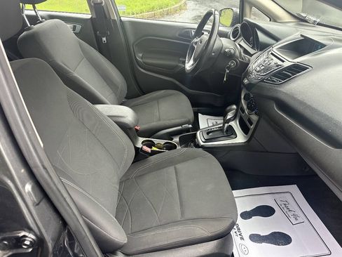 Used 2016 Ford Fiesta SE FWD image 10