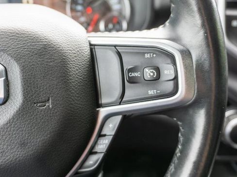 Used 2019 RAM 1500 Big Horn AWD/4WD image 25