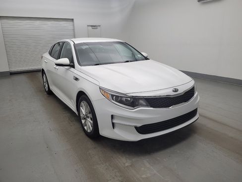 Used 2018 Kia Optima LX w/ 17" Alloy Wheels Package image 13