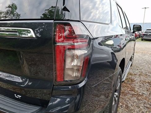 Used 2022 Chevrolet Tahoe LT w/ LT Signature Package AWD/4WD image 7