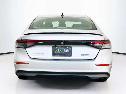 Used 2023 Honda Accord Sport image 7