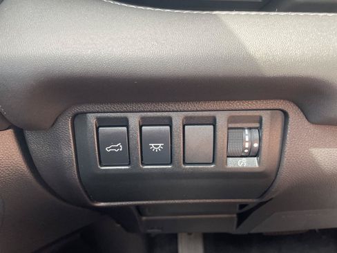 Certified 2025 Subaru Ascent Limited AWD/4WD image 18