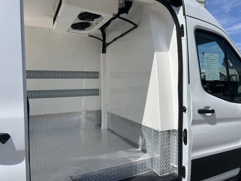 Used 2021 Ford Transit 150 Medium Roof RWD image 11