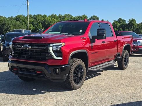 Used 2026 Chevrolet Silverado 2500 LTZ w/ LTZ Plus Package AWD/4WD image 1