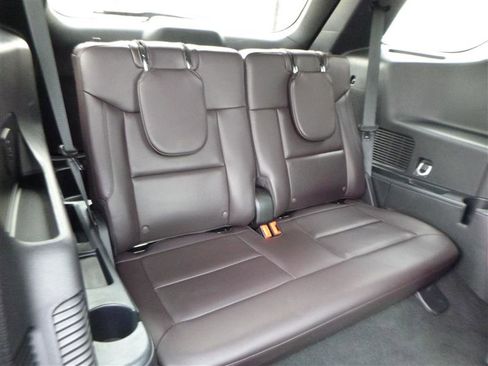 Used 2025 Ford Explorer Platinum w/ LUX Leather Package AWD/4WD image 8
