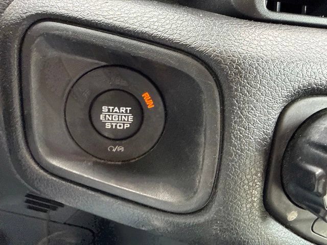 Used 2024 Jeep Wrangler Unlimited AWD/4WD image 27
