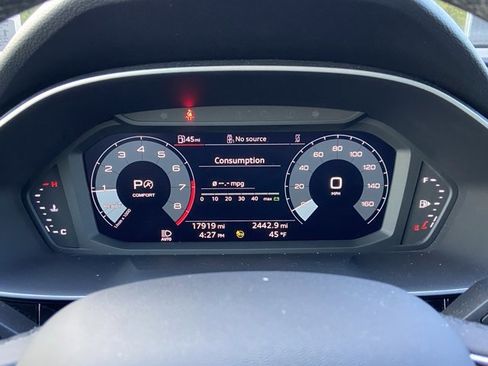 Certified 2023 Audi Q3 2.0T Premium w/ Convenience Package image 18