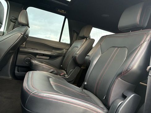Used 2022 Ford Expedition Max Limited image 54