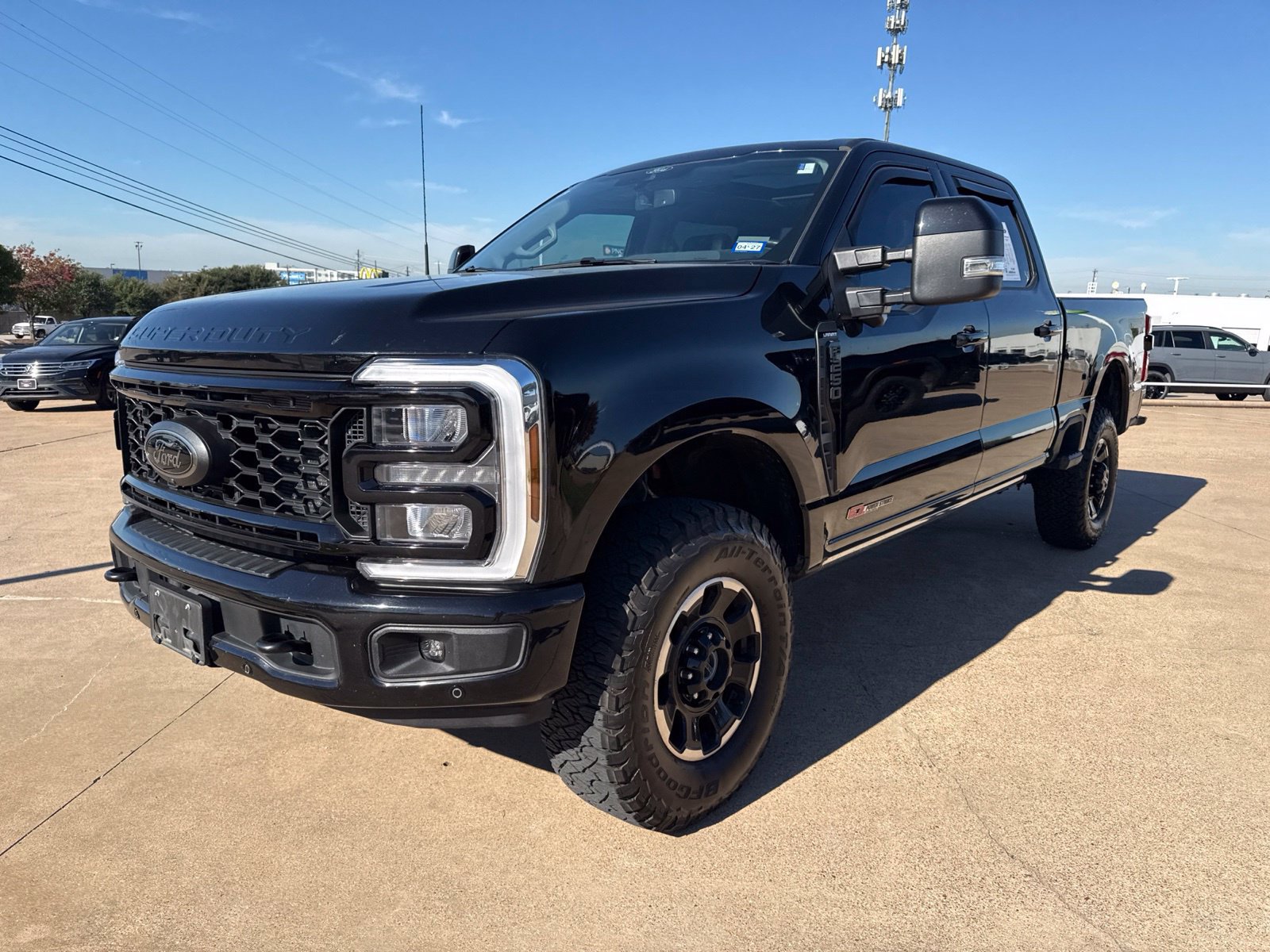 Used 2025 Ford F250 Lariat w/ Lariat Ultimate Package AWD/4WD image 3