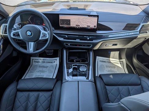 Certified 2025 BMW X6 xDrive40i w/ Climate Comfort Package image 19