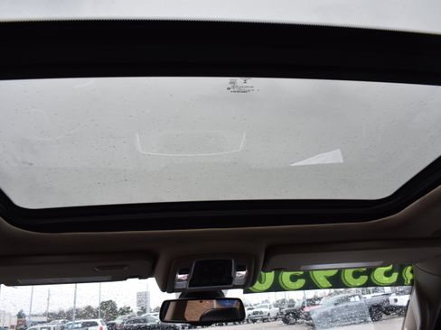 Used 2019 RAM 1500 Laramie image 26