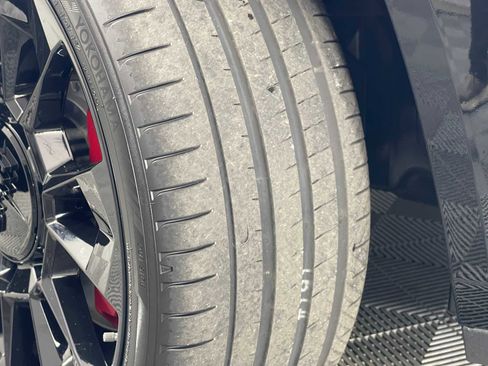 New 2026 BMW XM Label Red image 4