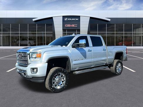 Used 2018 GMC Sierra 2500 Denali w/ Duramax Plus Package image 1