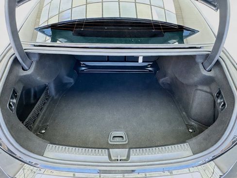 Used 2024 Mercedes-Benz E 350 4MATIC Sedan image 17