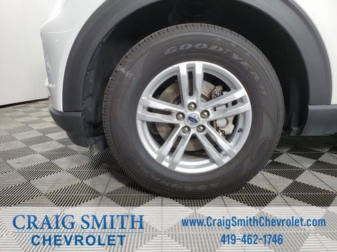 Used 2022 Ford Explorer XLT w/ Equipment Group 202A image 32