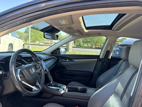 Used 2019 Honda Civic EX-L image 15