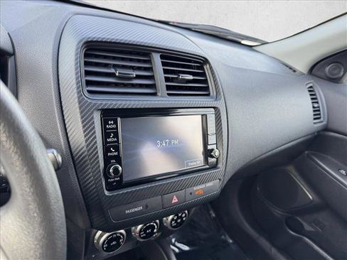 Used 2024 Mitsubishi Outlander Sport ES image 13