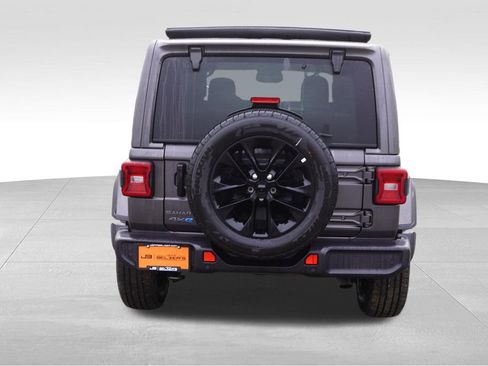 Certified 2025 Jeep Wrangler Sahara 4xe w/ Safety Group image 7