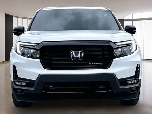 Used 2023 Honda Ridgeline Black Edition image 2